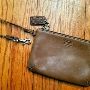 Vintage Coach Zip Wristlet, Tan